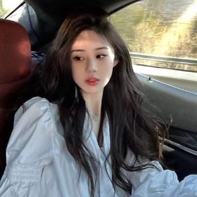 见习女警